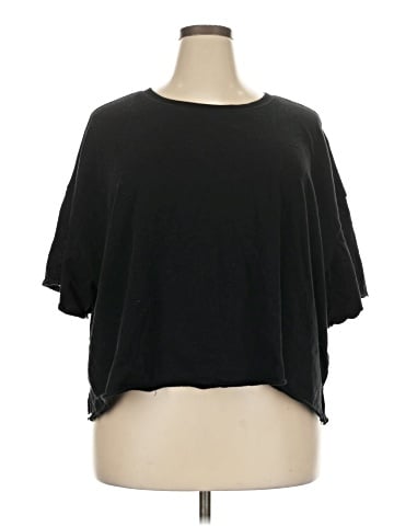 Torrid 3/4 Sleeve T-Shirt (view 1)