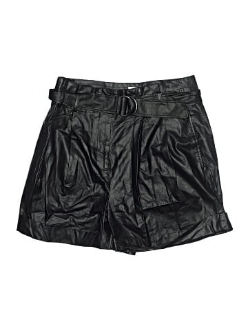 Elizabeth and James Shorts (view 1)