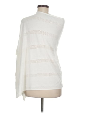 Celeste Poncho (view 2)