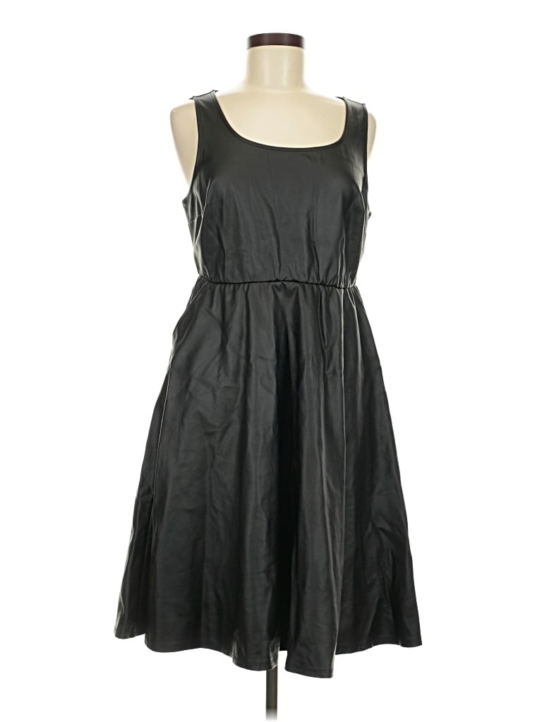 Pre-owned Torrid Casual Dress In Black