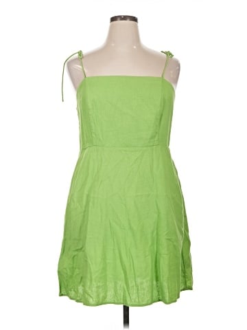 Old Navy Casual Dress (view 1)