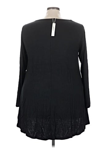 Larace 3/4 Sleeve T-Shirt (view 2)