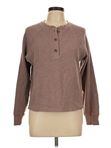 Old Navy Pullover Sweater (view 1)