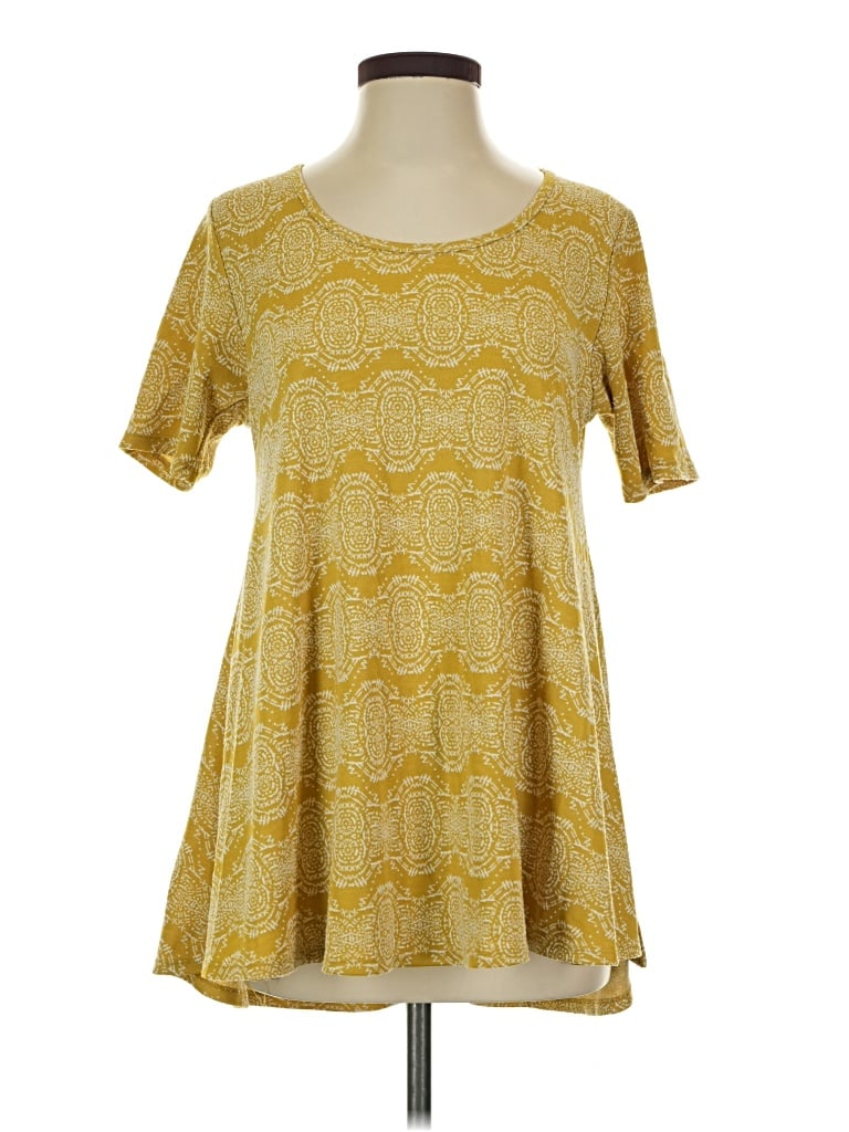 Pre-owned Lularoe Short Sleeve Top Yellow Scoop Neck Tops