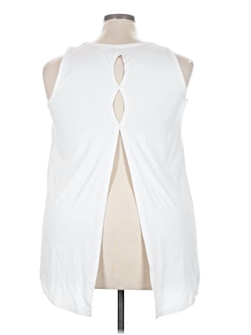 LIVI Sleeveless Top (view 2)