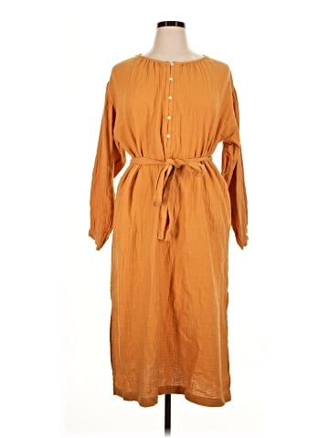 Universal Thread Casual Dress (view 1)