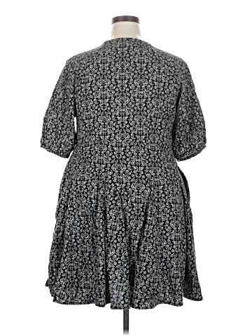 Universal Thread Casual Dress (view 2)