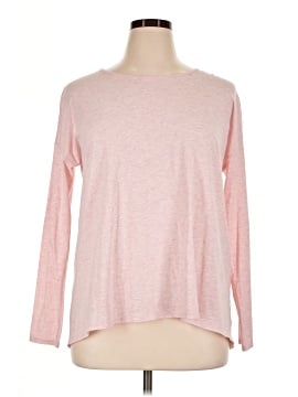 Lululemon Athletica 3/4 Sleeve T-Shirt (view 1)