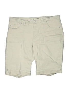 Gloria Vanderbilt Khaki Shorts