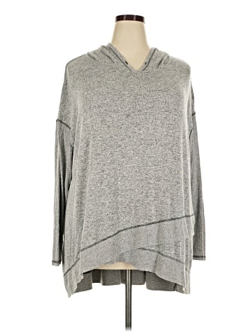 LIVI Poncho (view 1)