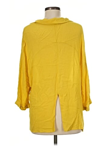 Cha Cha Vente 3/4 Sleeve Blouse (view 2)