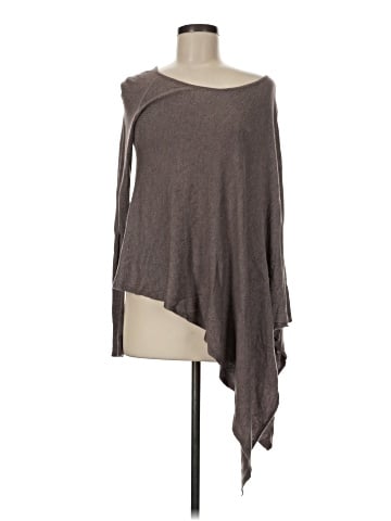 Romeo & Juliet Couture Poncho (view 1)