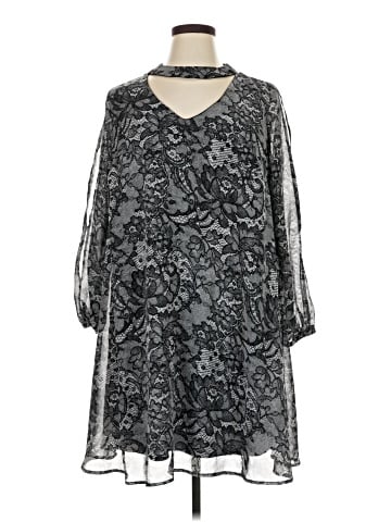 Signature by Robbie Bee Casual Dress (view 1)