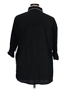 Gloria Vanderbilt 3/4 Sleeve Button-Down Shirt (view 2)