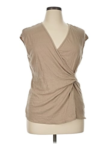 Max Studio Sleeveless T-Shirt (view 1)