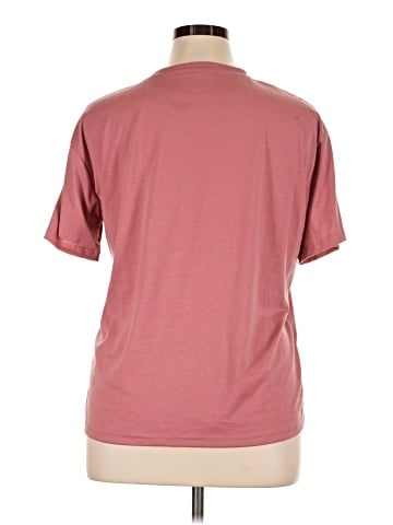 Shein Short Sleeve T-Shirt (view 2)