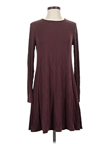 Old Navy Casual Dress (view 1)