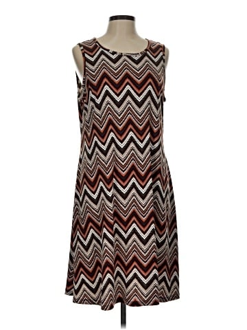 Ronni Nicole Casual Dress (view 1)