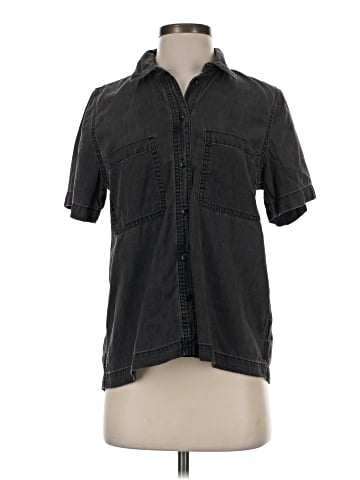 Madewell Denim Short-Sleeve Button-Up Shirt in Lunar Wash (view 1)