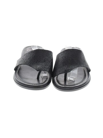 Donald J Pliner Sandals (view 2)