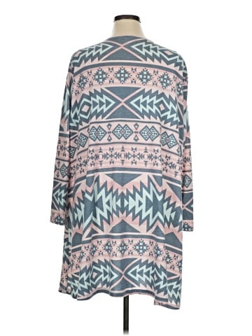 Lularoe Cardigan (view 2)
