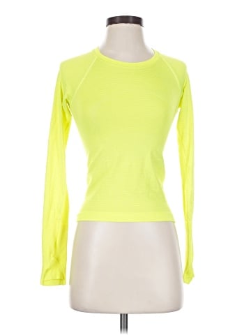 Lululemon Athletica Long Sleeve T-Shirt (view 1)