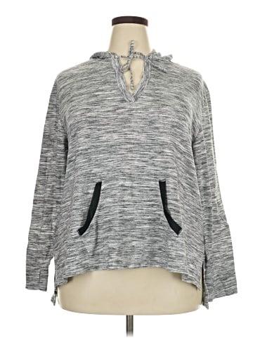 LIVI Active Pullover Sweater (view 1)