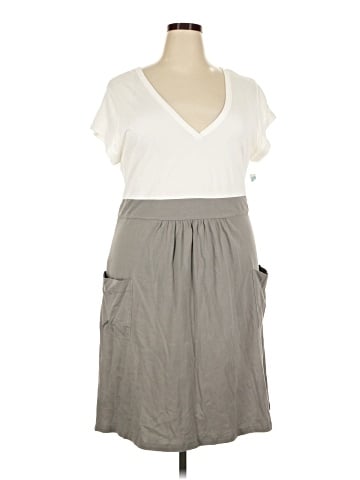 Old Navy Casual Dress (view 1)