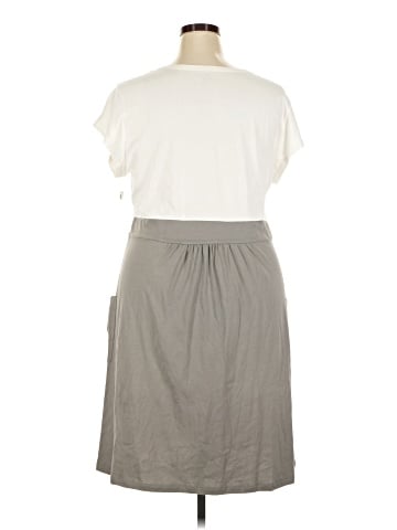 Old Navy Casual Dress (view 2)