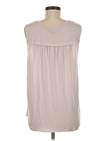 Vince. Sleeveless Silk Top (view 2)