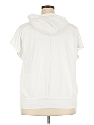 LIVI Poncho (view 2)