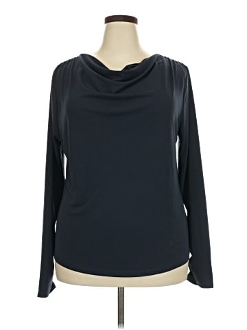 Nine Britton Long Sleeve T-Shirt (view 1)