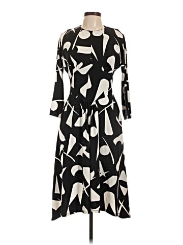 Donna Morgan Casual Dress (view 1)