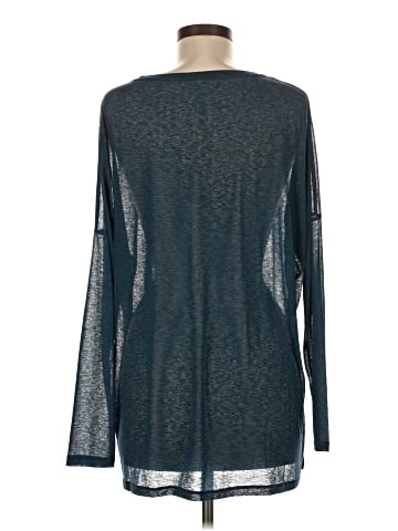 Alo Yoga Long Sleeve T-Shirt (view 2)