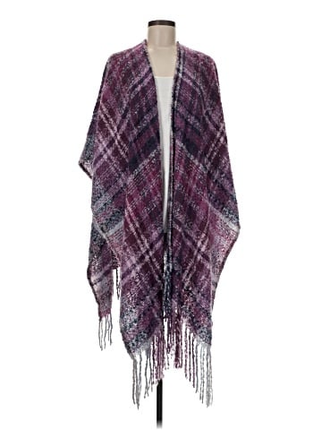 Woolrich Poncho (view 1)