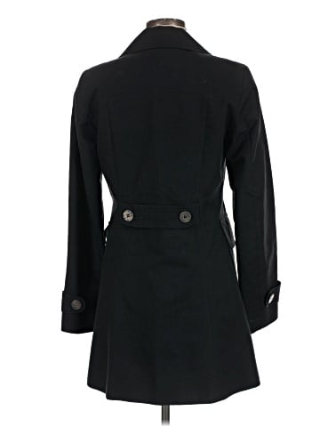 Burberry Trenchcoat  (view 2)