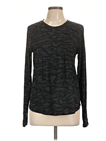 Lululemon Athletica Long Sleeve T-Shirt (view 1)