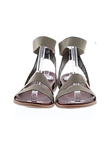 Universal Thread Sandals (view 2)