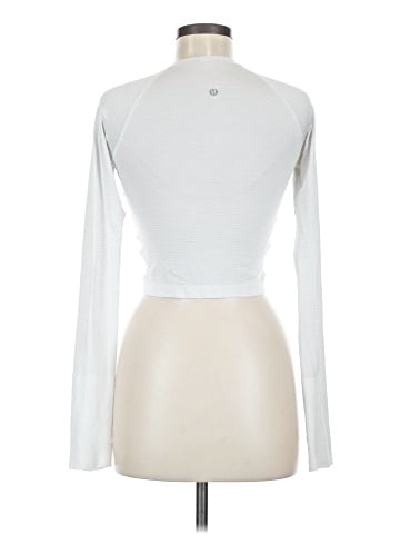 Lululemon Athletica Long Sleeve T-Shirt (view 2)