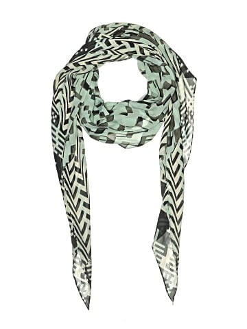 Carlisle Scarf (view 1)