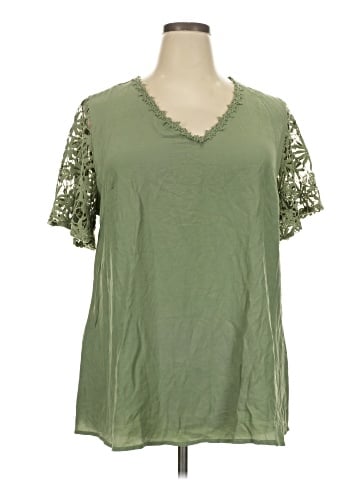 BLOOMCHIC Short Sleeve Top (view 1)