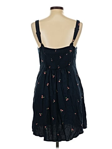 Old Navy Casual Dress (view 2)