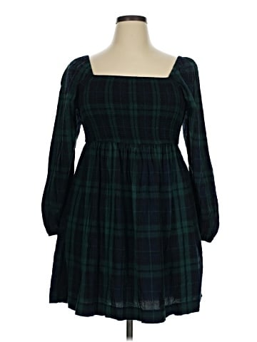 Old Navy Casual Dress (view 1)