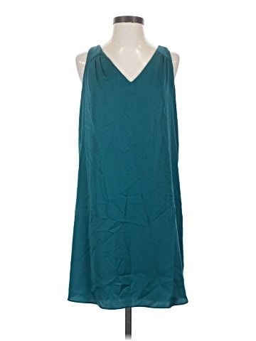 Old Navy Casual Dress (view 1)