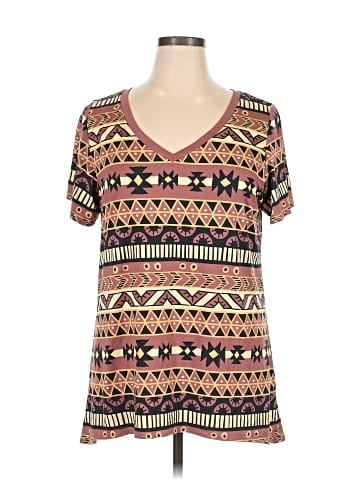Lularoe Short Sleeve T-Shirt (view 1)
