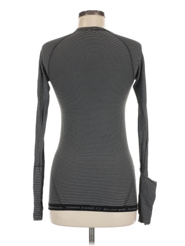 Lululemon Athletica Long Sleeve T-Shirt (view 2)