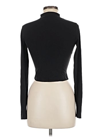 Lululemon Athletica Long Sleeve Turtleneck (view 2)