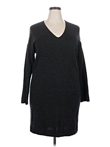 Vince. Wool Pullover Sweater (view 1)