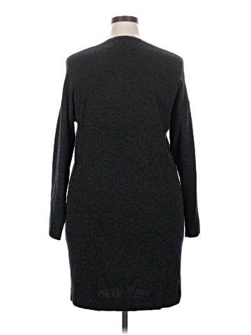 Vince. Wool Pullover Sweater (view 2)
