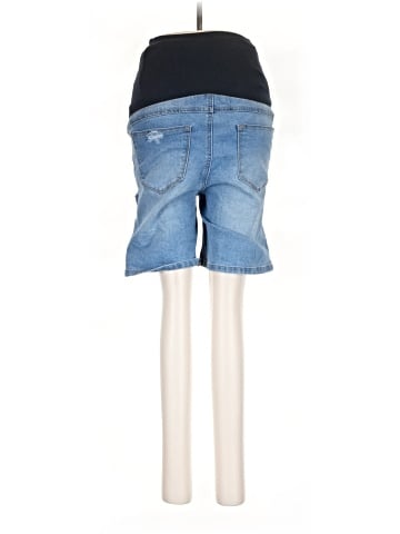 1822 Denim Denim Shorts (view 2)